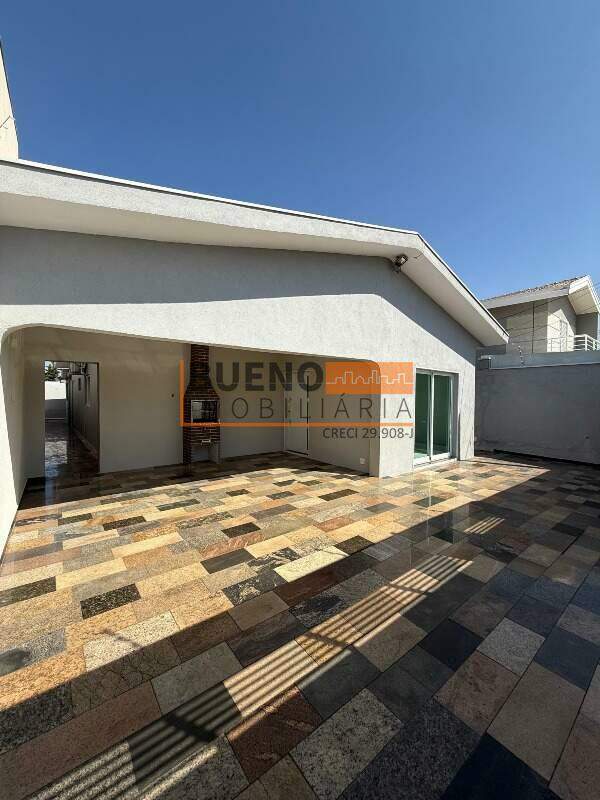 Casa à venda no Jardim das Turmalinas: 