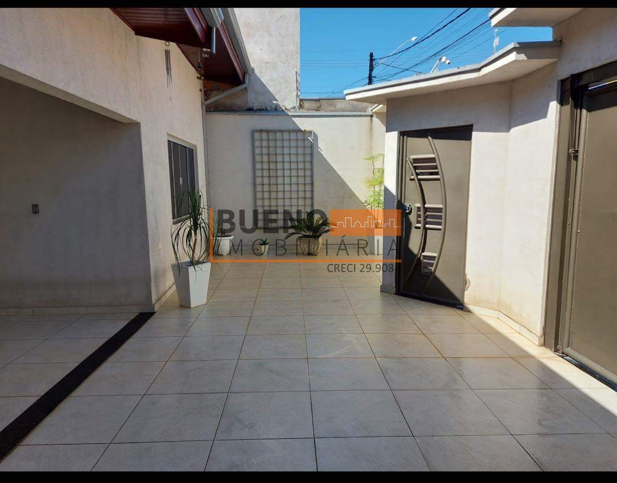 Casa à venda no Jardim Dona Regina: 