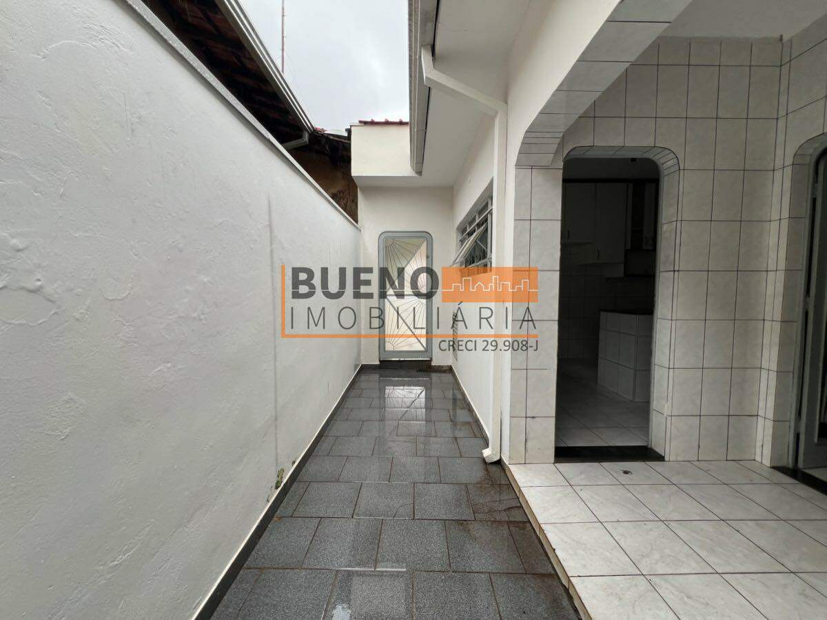 Casa para aluguel no Vila Bertini: 