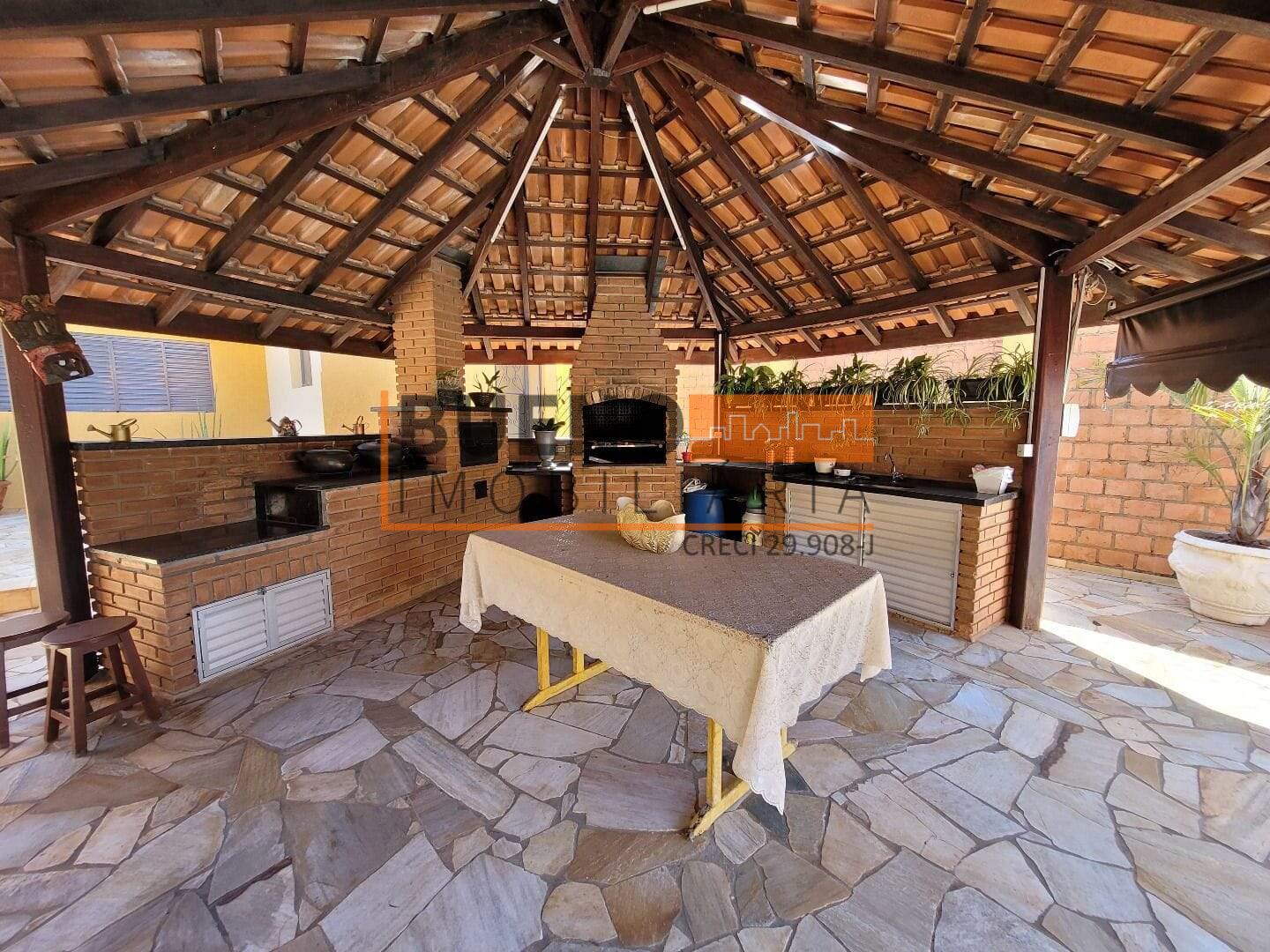 Casa para aluguel no Vila Brasil: 