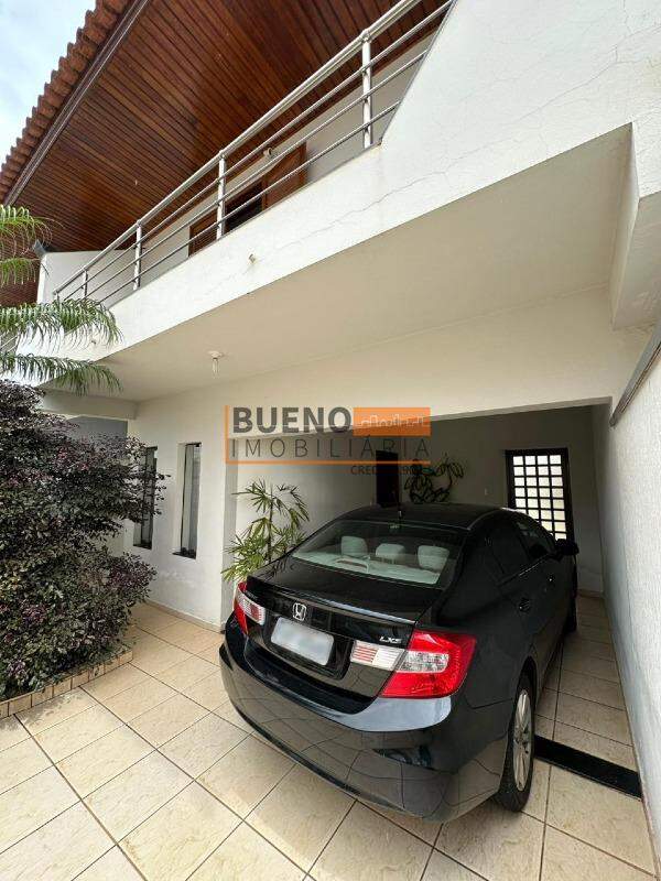 Sobrado para aluguel no Residencial Horto Florestal Jacyra I: 