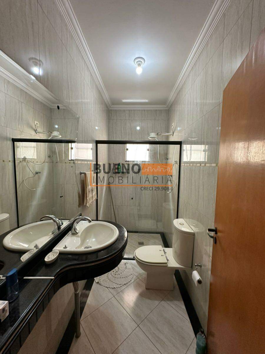 Sobrado à venda no Residencial Horto Florestal Jacyra I: 