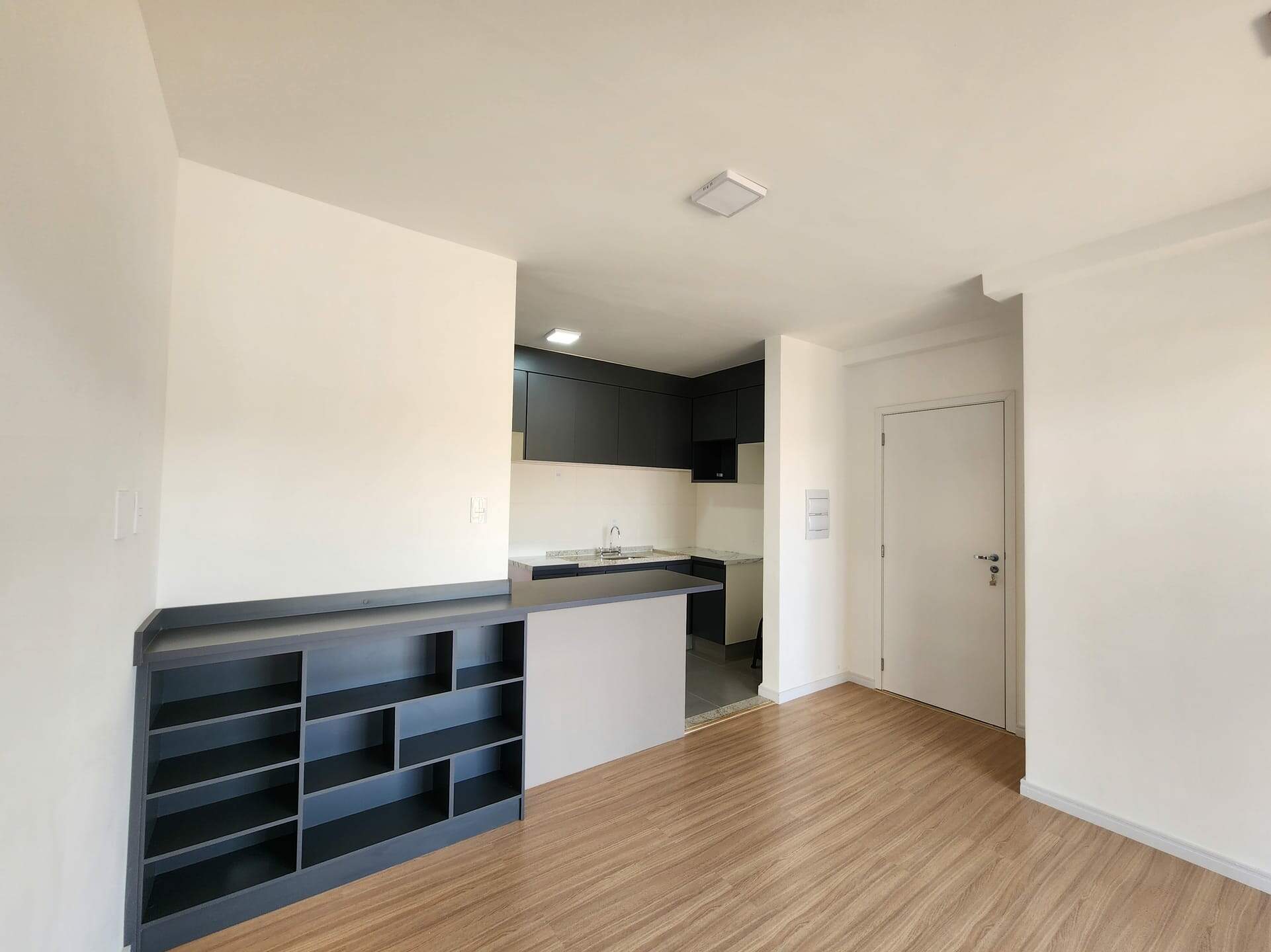 Apartamento à venda no Terras de Santa Bárbara: 