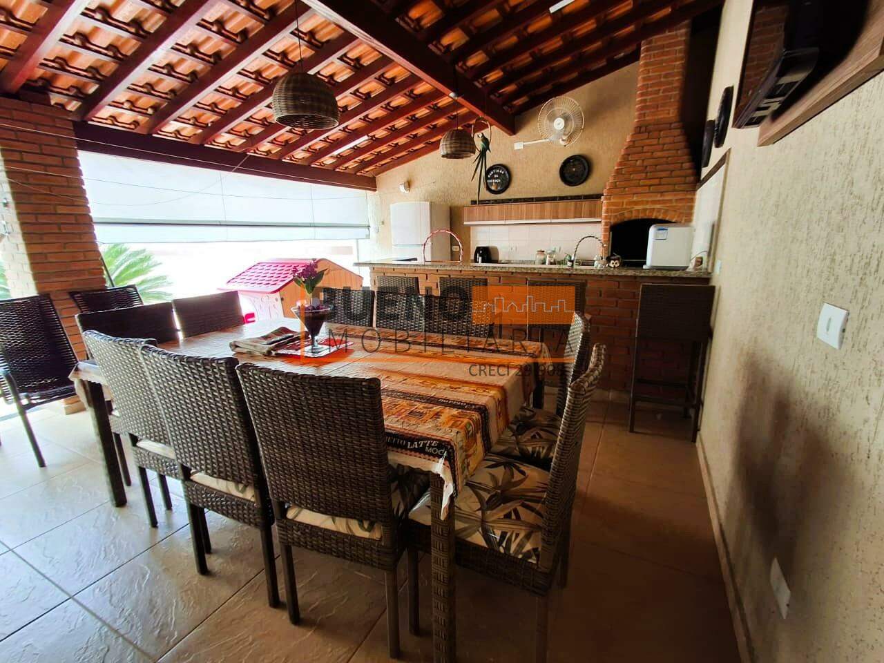 Casa à venda no Jardim São Francisco: 