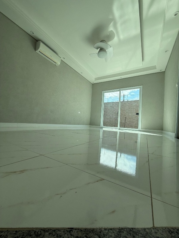 Casa para aluguel no Jardim das Turmalinas: 