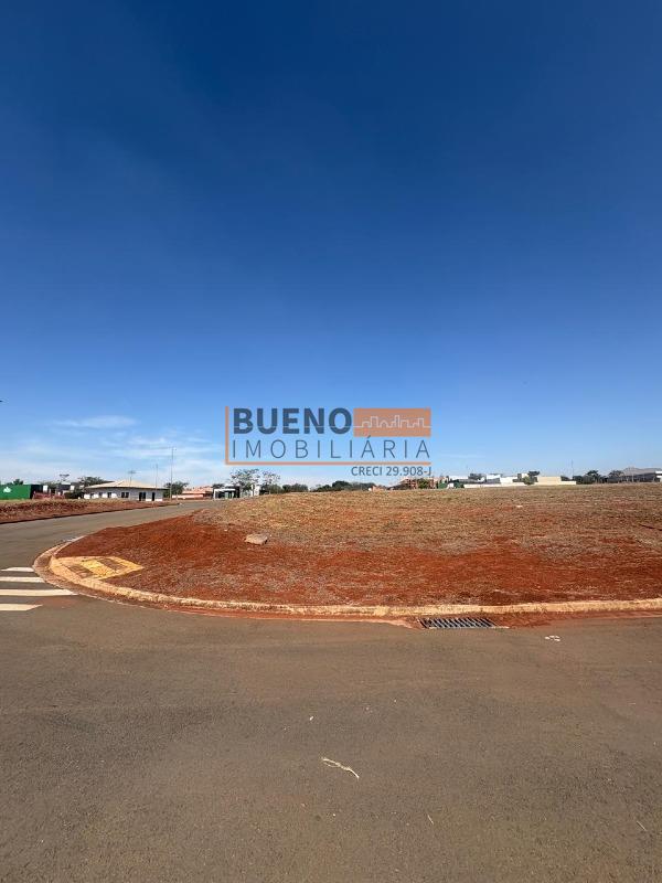 Terreno à venda no Parque Fortaleza: 