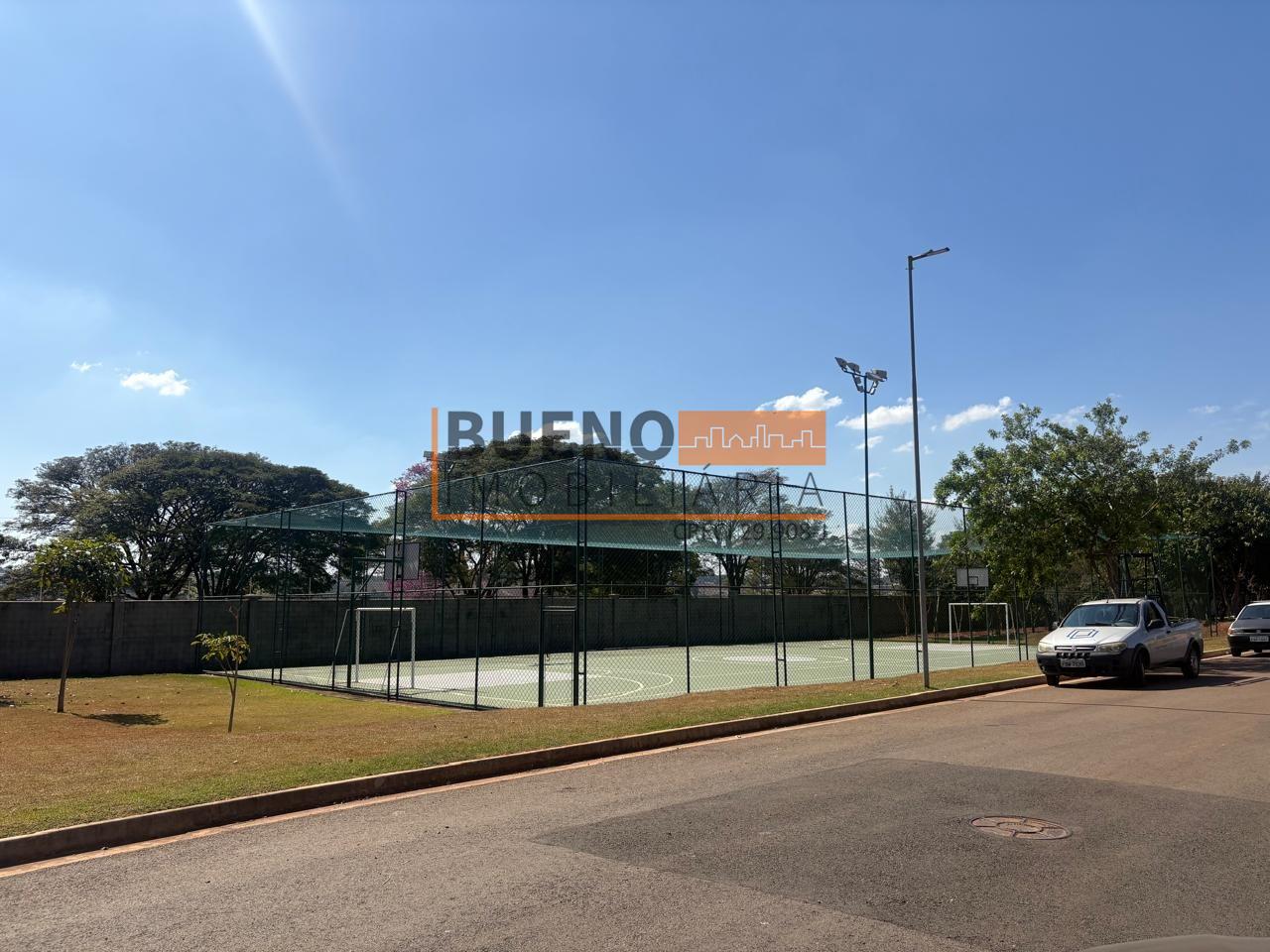 Terreno à venda no Parque Fortaleza: 