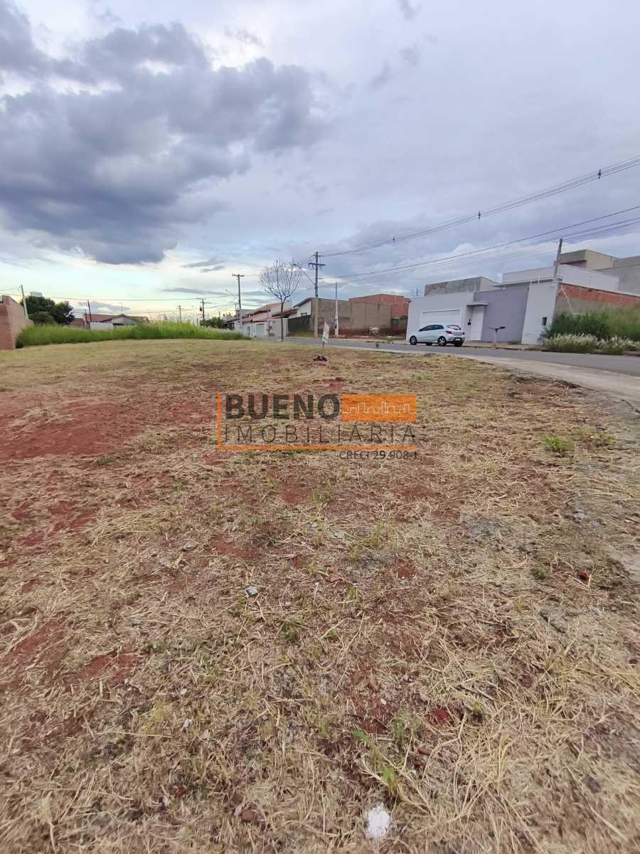 Terreno à venda no Reserva Centenária: 