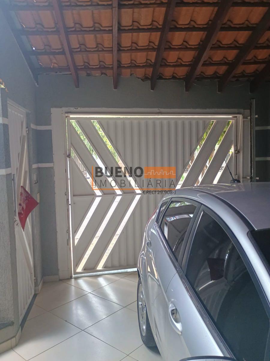 Sobrado à venda no Parque Gramado: 