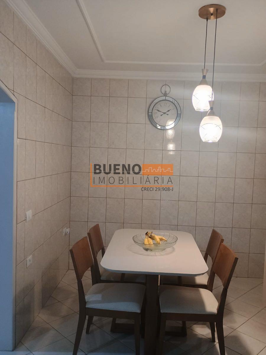 Sobrado à venda no Parque Gramado: 