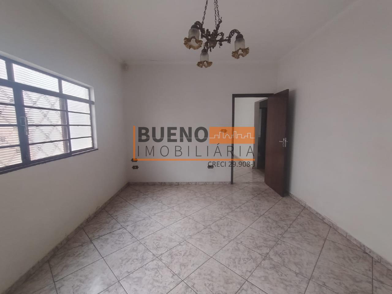 Casa para aluguel no Centro: 