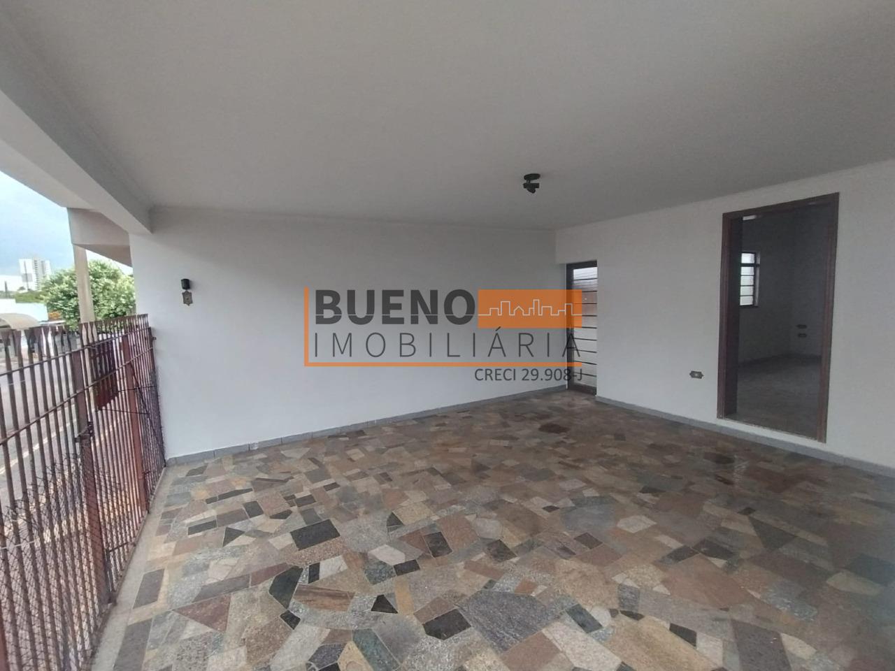 Casa para aluguel no Centro: 