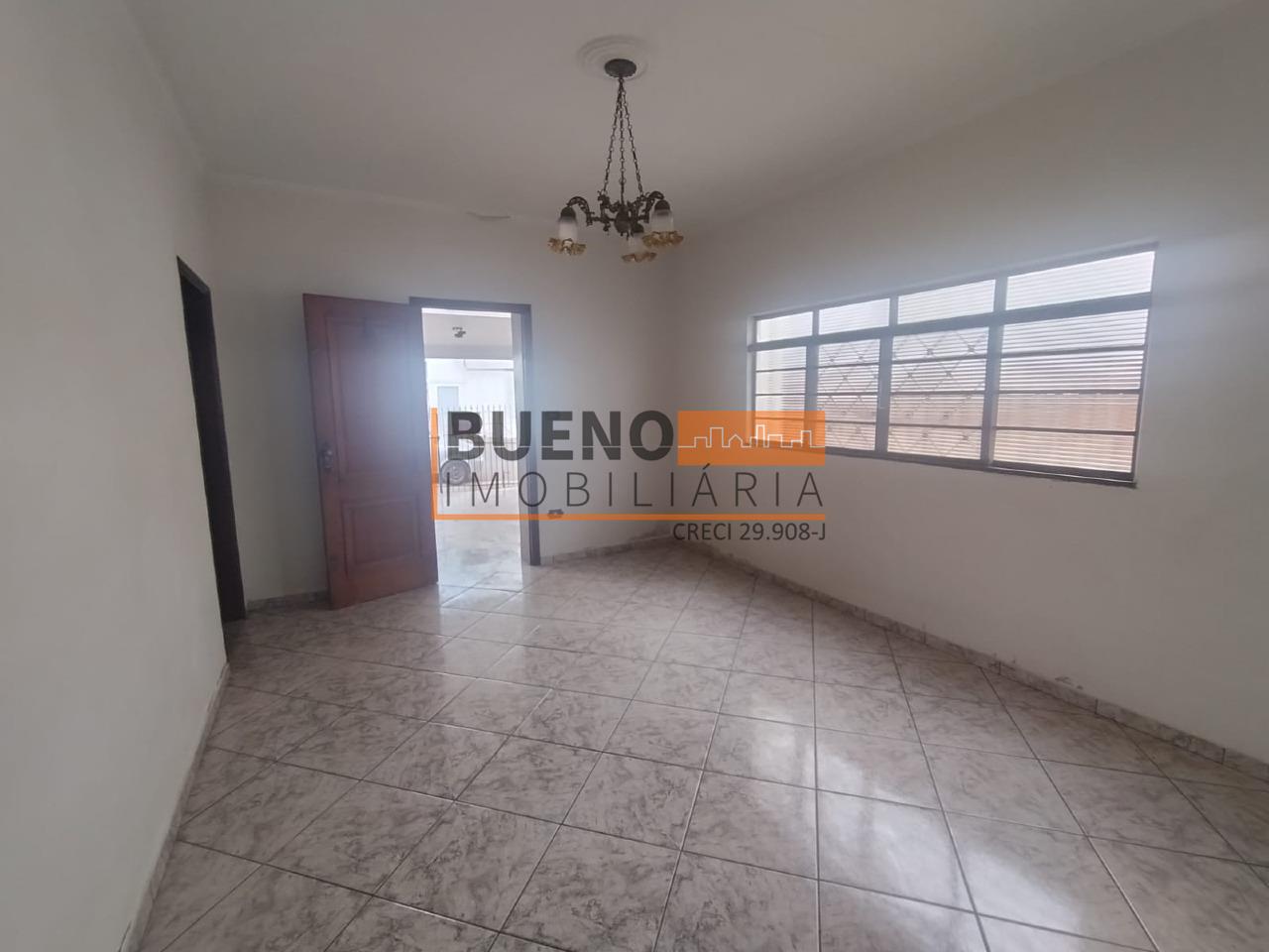 Casa para aluguel no Centro: 