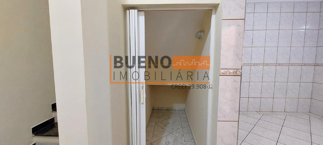 Casa para aluguel no Jardim São Roque: 