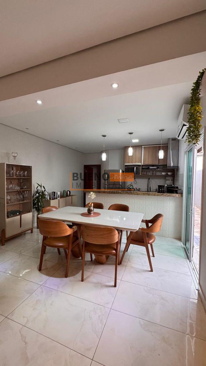 Casa à venda no Parque Novo Mundo: 