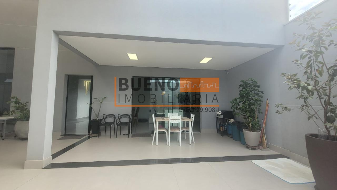 Casa à venda no Jardim Amélia: 