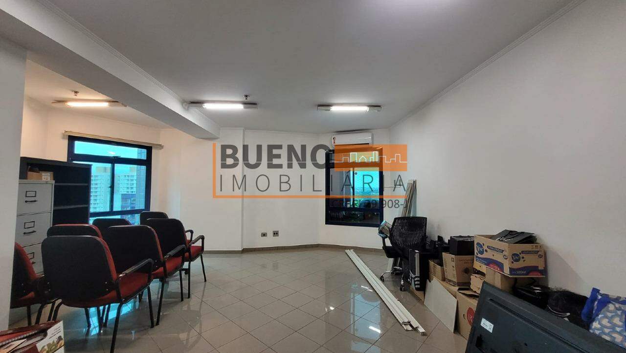 Sala comercial à venda no Centro: 