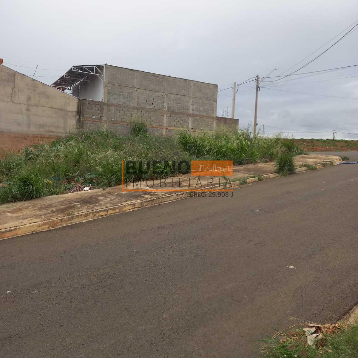 Terreno à venda no Reserva Centenária: 