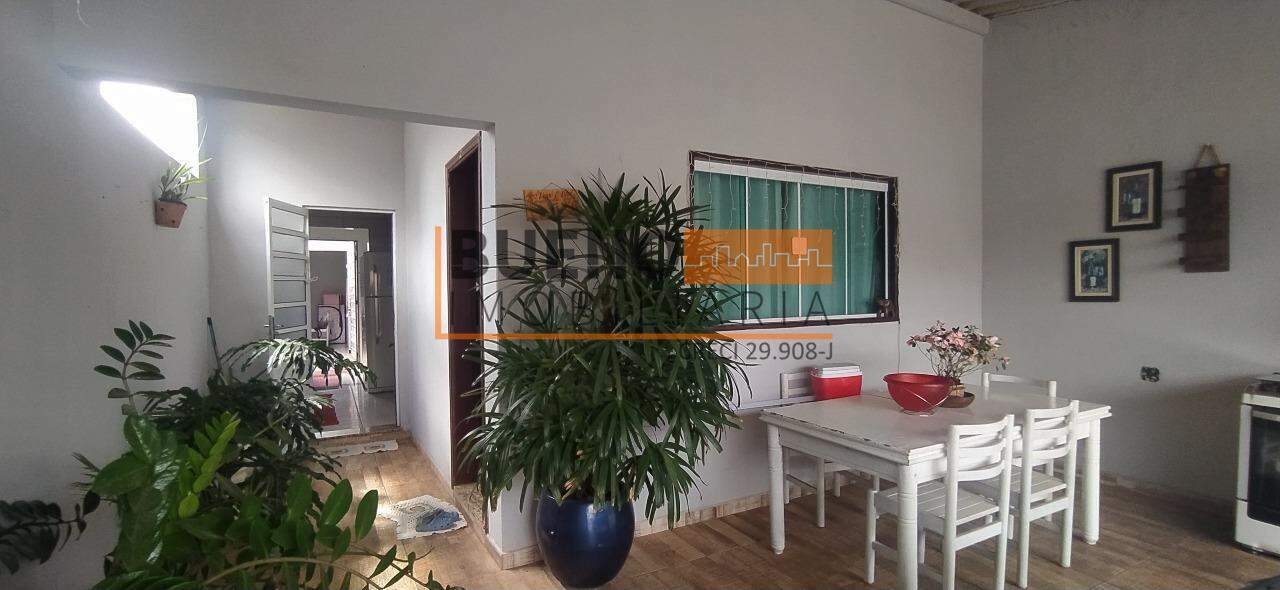 Casa à venda no Jardim das Orquídeas: 