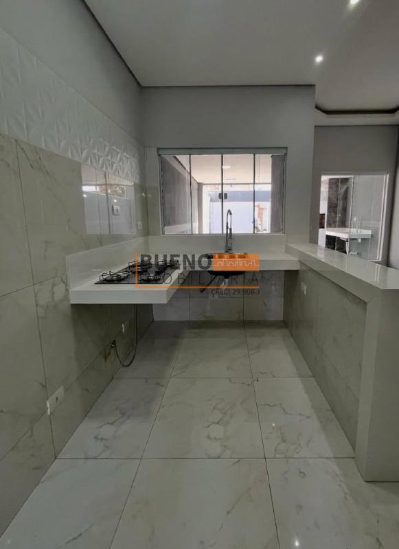 Casa à venda no Jardim Terramérica I: 