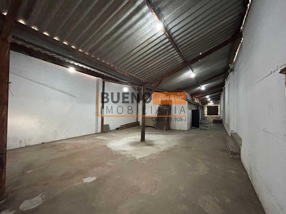 Salão à venda no Centro: 