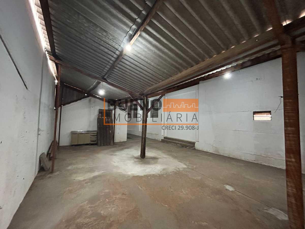 Salão à venda no Centro: 