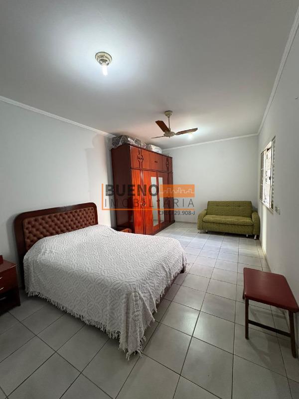 Sobrado para aluguel no Vila Grego II: 