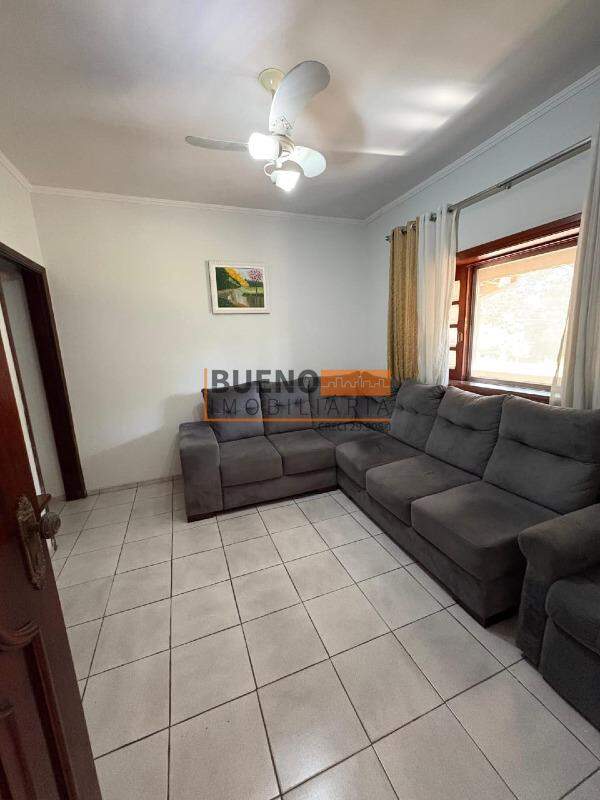 Sobrado para aluguel no Vila Grego II: 