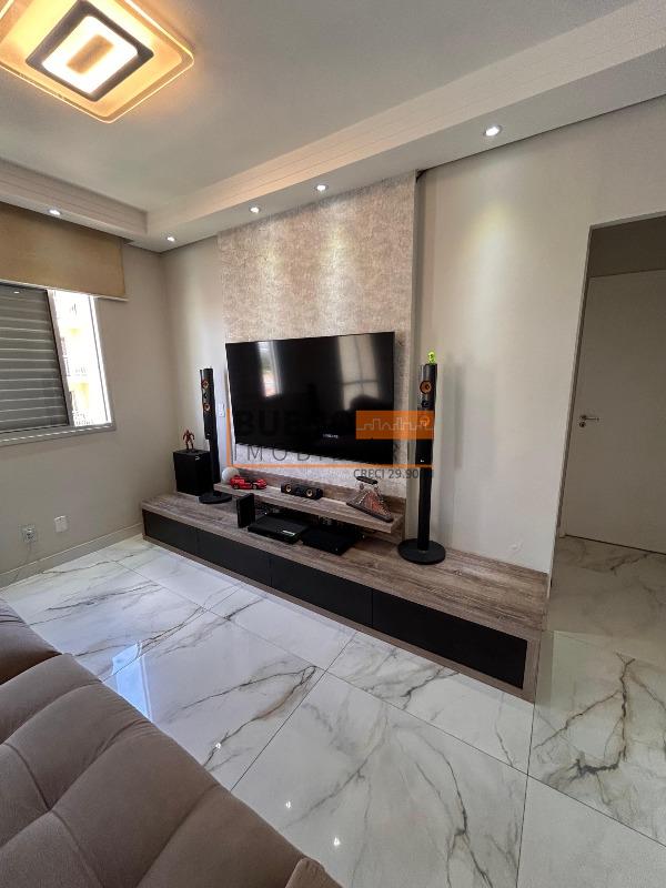 Apartamento à venda no Jardim Lizandra: 