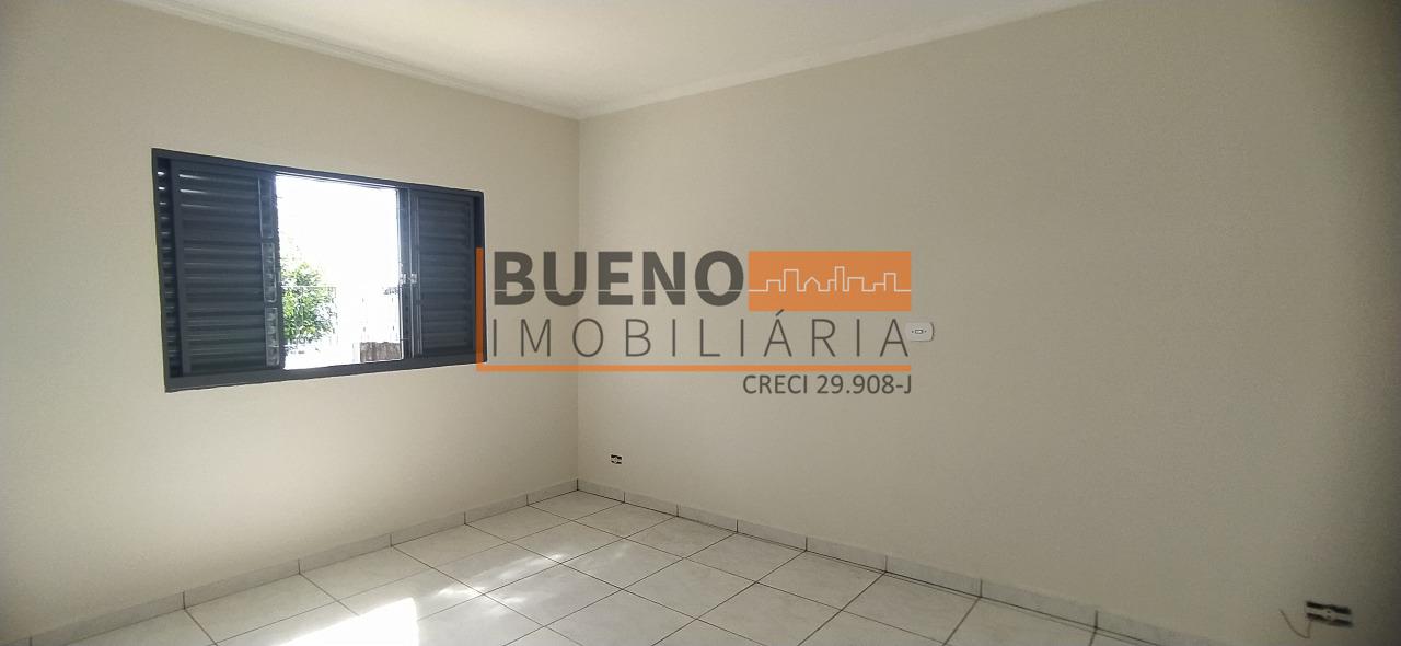 Casa para aluguel no Jardim São Roque: 