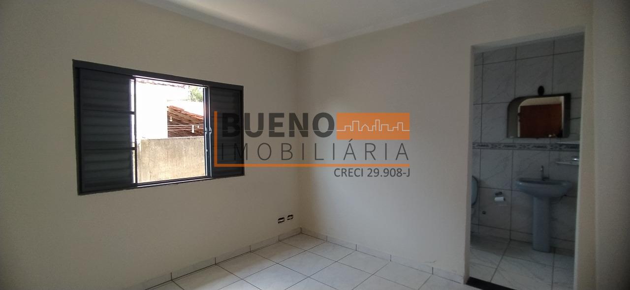 Casa para aluguel no Jardim São Roque: 