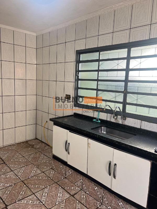 Casa para aluguel no Conjunto Habitacional Roberto Romano: 