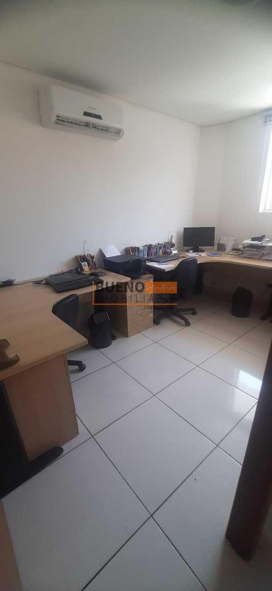 Prédio à venda no Jardim Santana: 