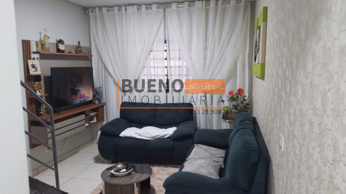 Sobrado à venda no Jardim Mirandola: 