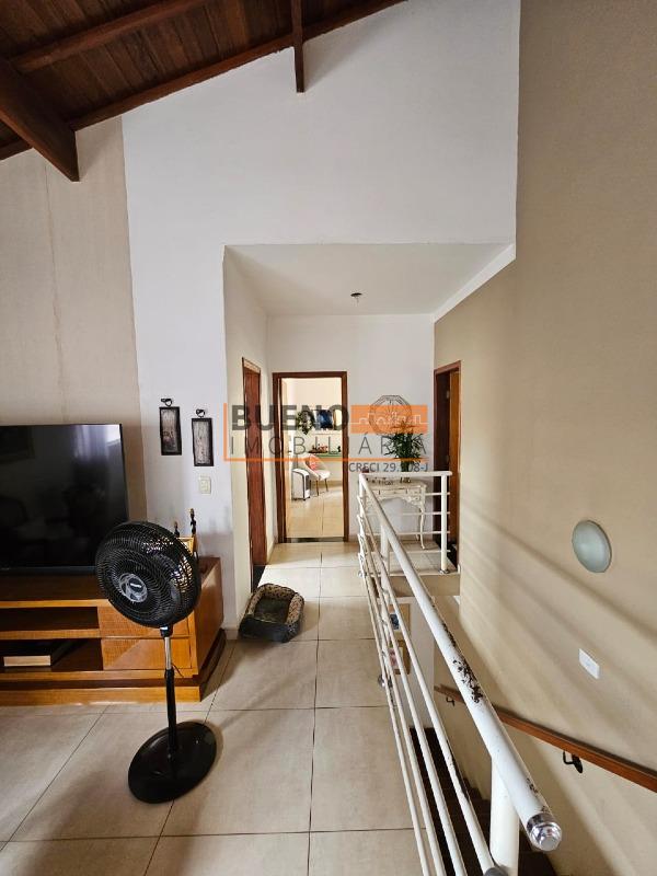 Casa à venda no Centro: 