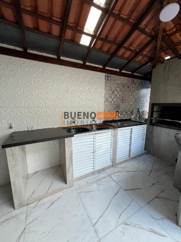 Casa para aluguel no Jardim Mollon: 