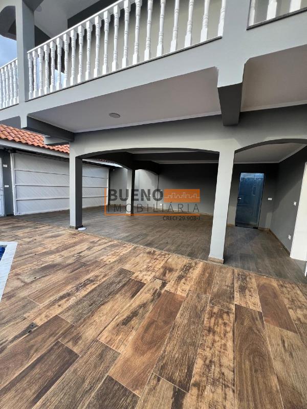 Casa para aluguel no Jardim Mollon: 