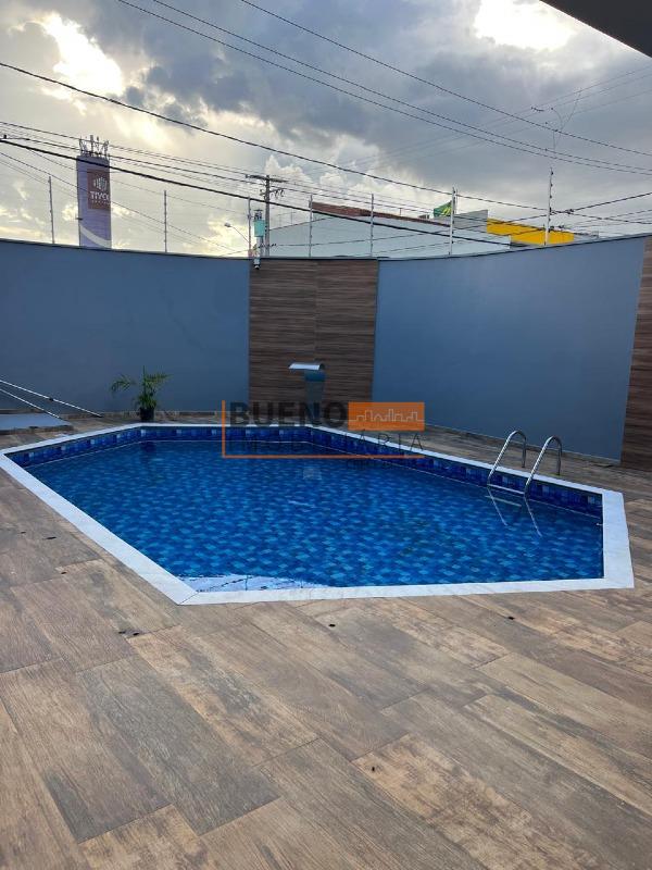 Casa para aluguel no Jardim Mollon: 