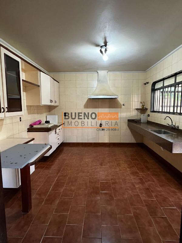 Casa para aluguel no Vila Frezzarim: 