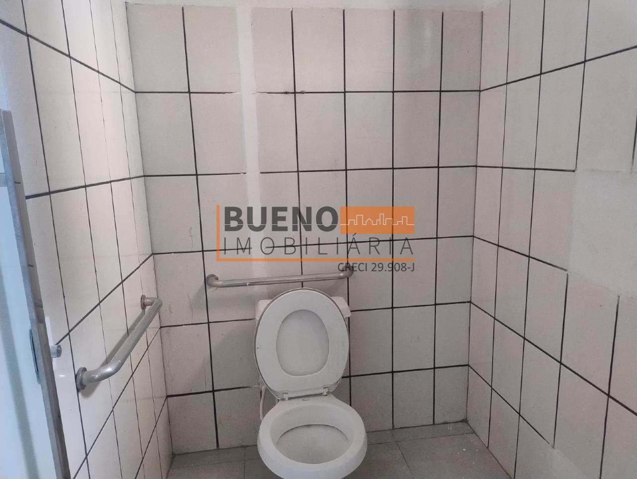 Salão para aluguel no Parque Olaria: 