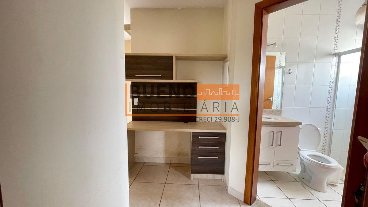 Prédio à venda no Parque Universitário: 