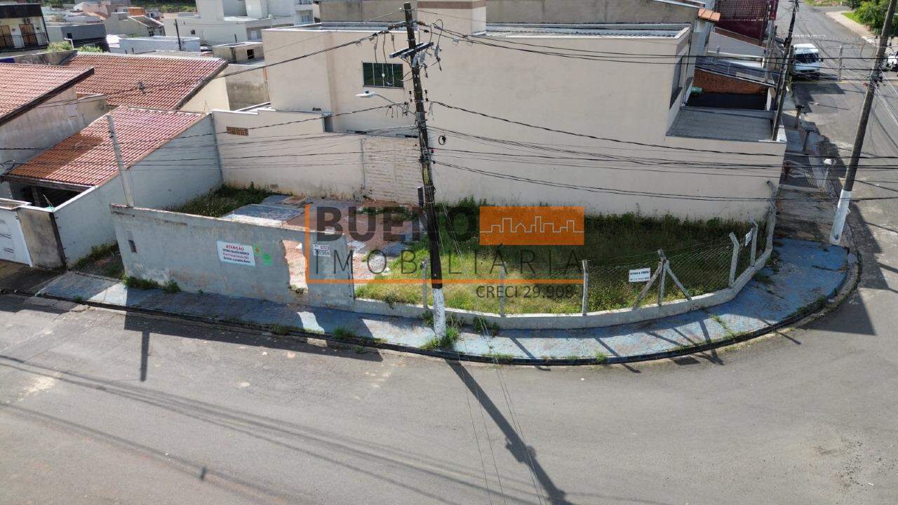 Terreno à venda no Jardim Boer II: 
