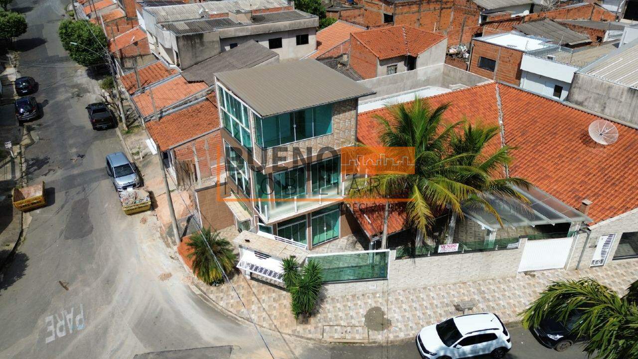 Casa à venda no Jardim Novo Paraiso: 