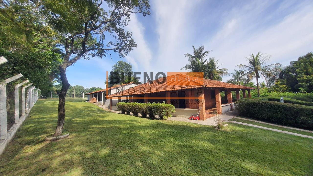 Chácara à venda no Vale das Cigarras: 