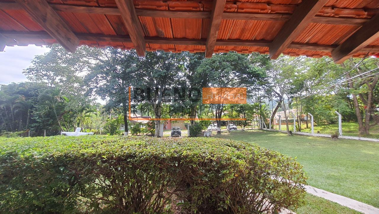 Chácara à venda no Vale das Cigarras: 