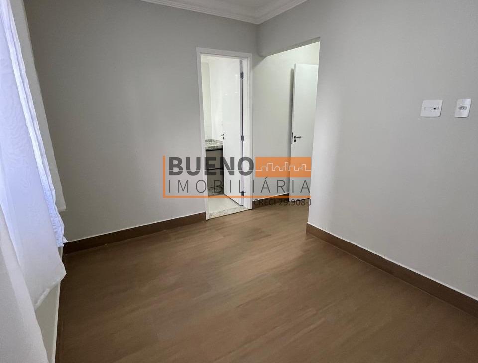 Apartamento à venda no Vila Santa Maria: 