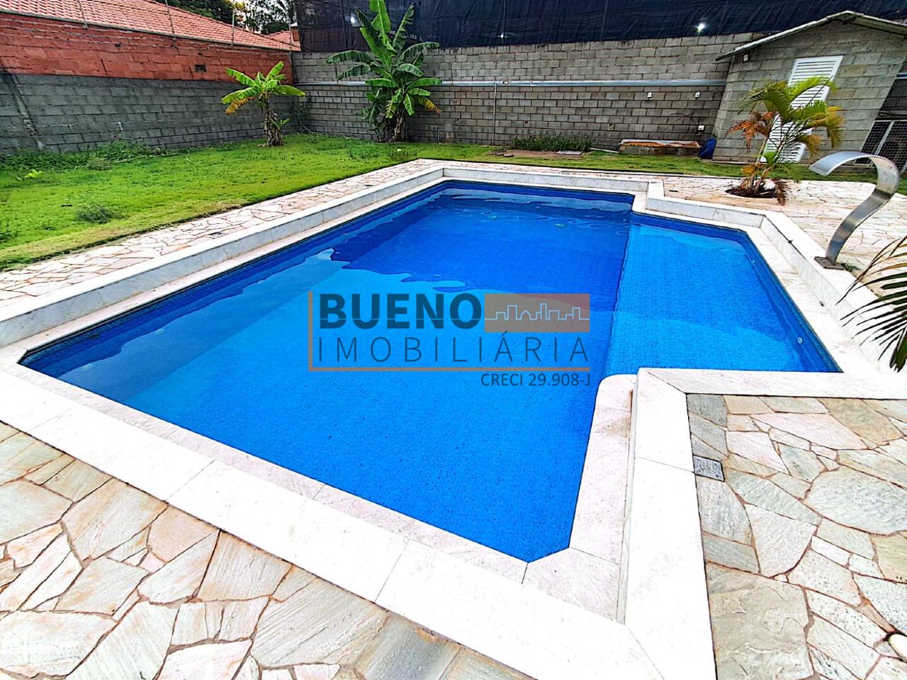 Casa em condomínio à venda no Estância Hípica: 