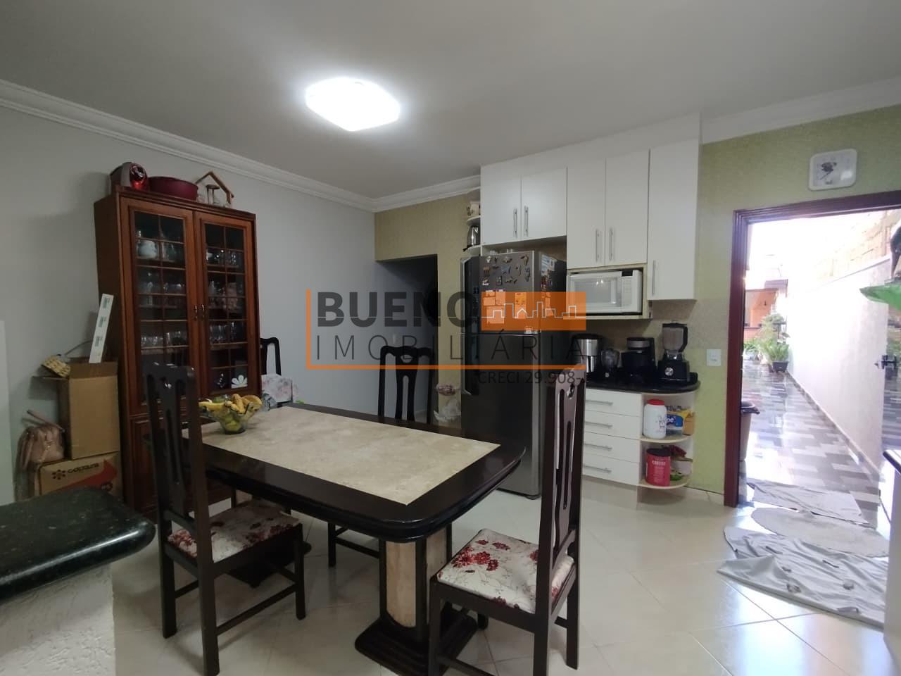 Casa para aluguel no Vila Mollon: 