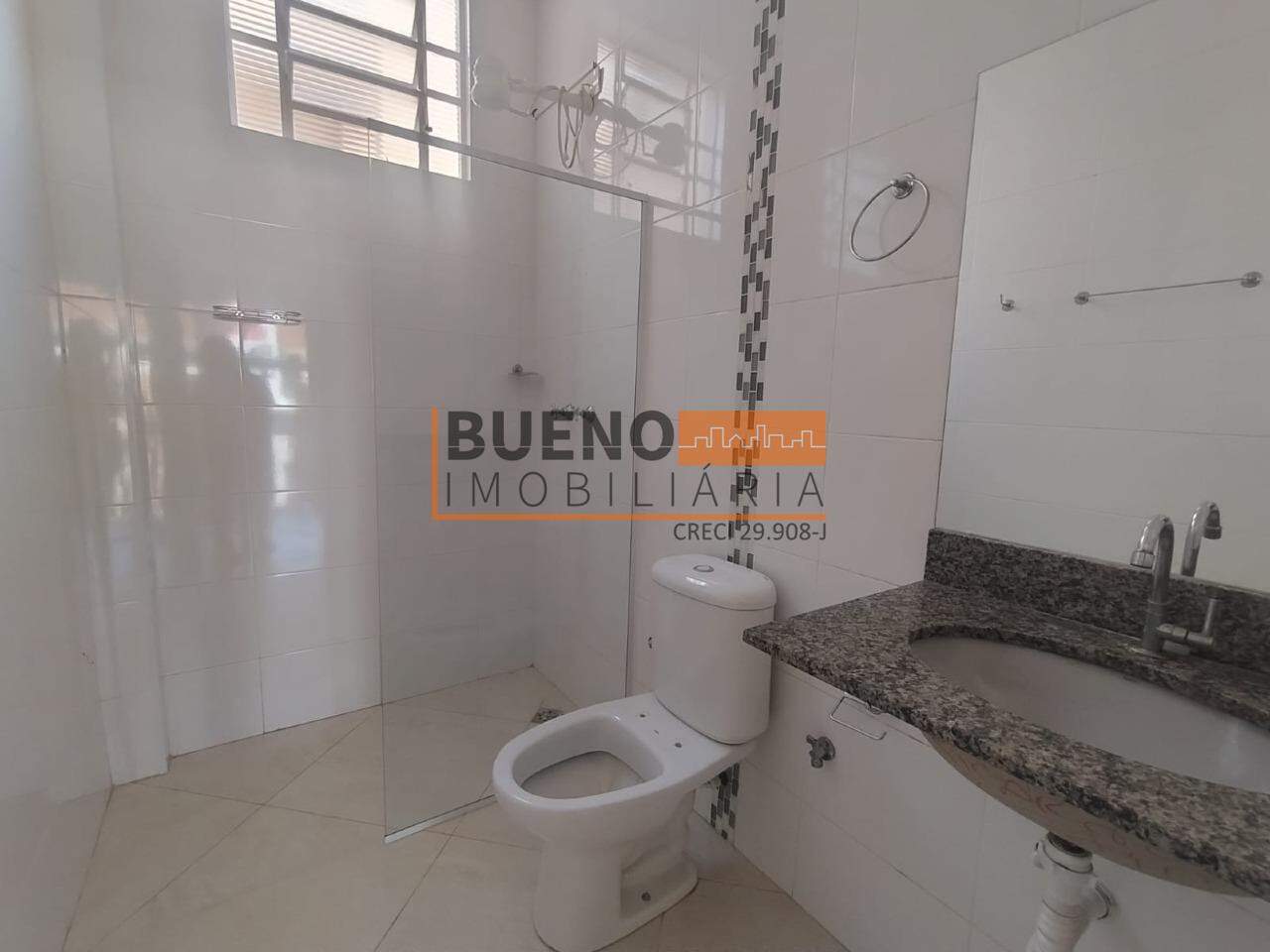 Sala para aluguel no Centro: 