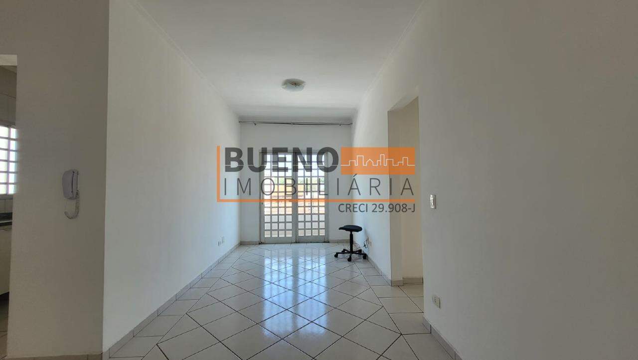 Apartamento para aluguel no Catharina Zanaga: 